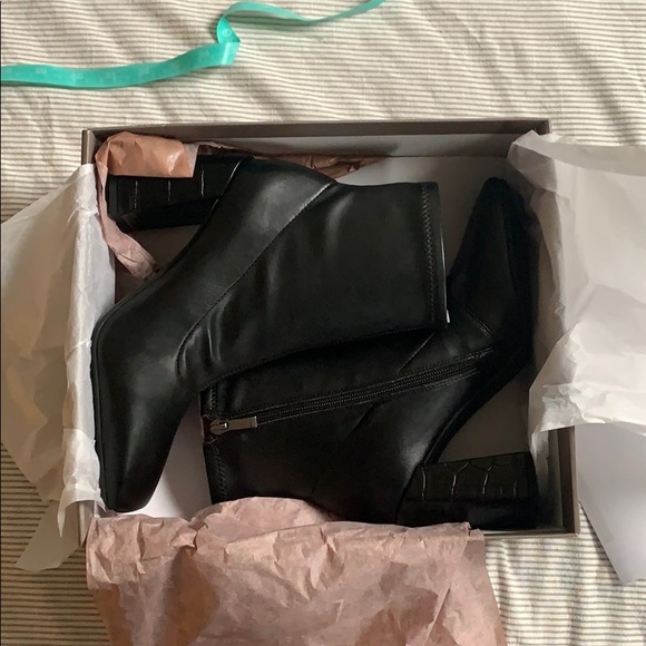 Franco Sarto Block Heel Bootie - Worn Once - Picture 3 of 10